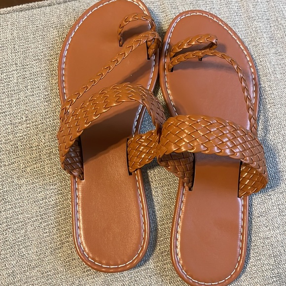 SHEIN | Thong Sandals - Picture 7 of 8